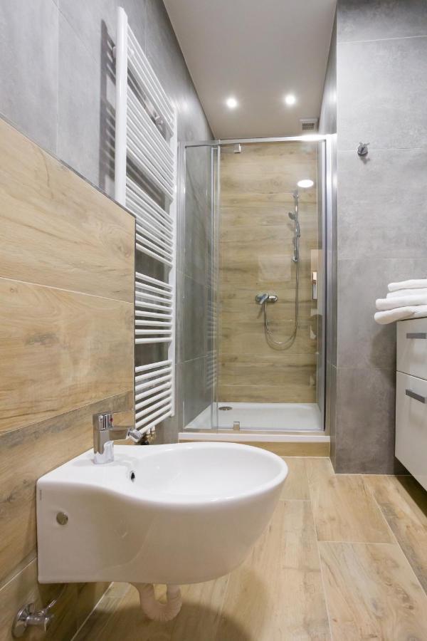 Luxusni Velky Apartman S Terasou V Centru Litomysle Exterior photo